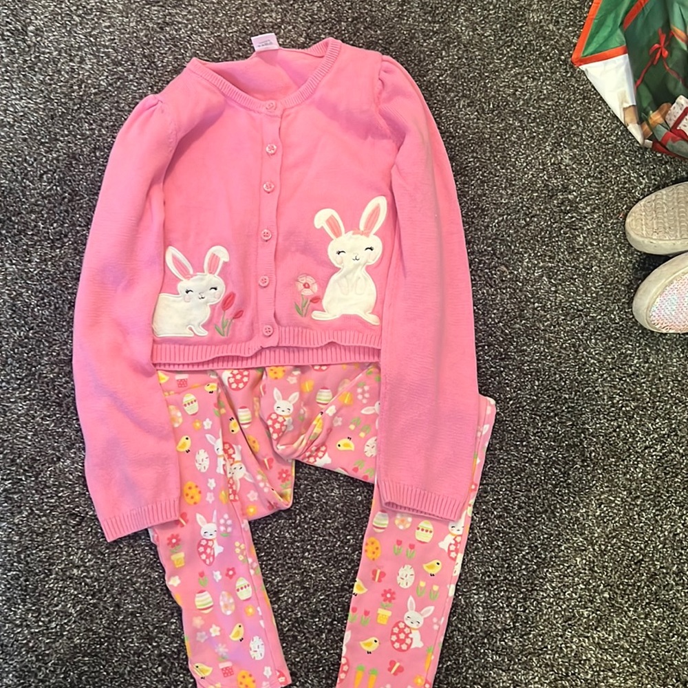 Gymboree girls size 12 Easter sweater and leggings.  Slightly worn.